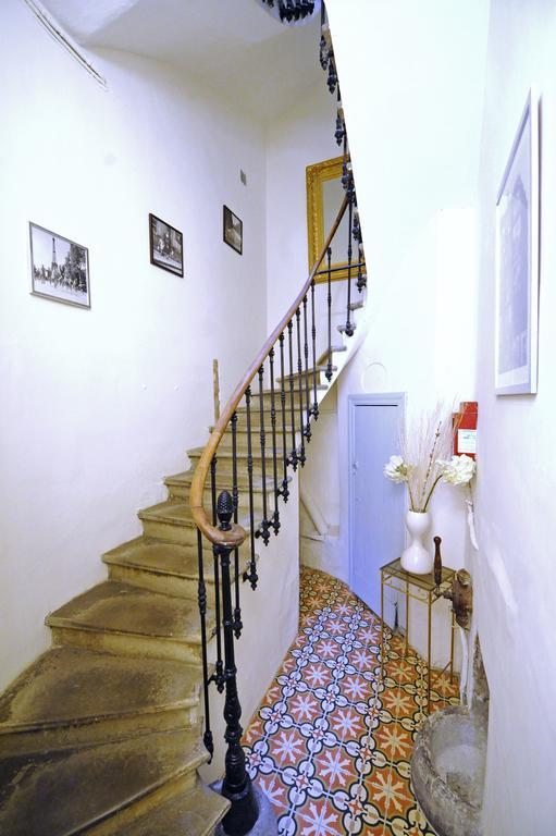 דירות Carcassonne Town House, Rue Barbes מראה חיצוני תמונה